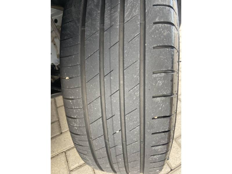 CHEVROLET - TRACKER - 2017/2018 - Prata - R$ 86.900,00