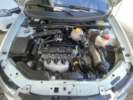 CHEVROLET - CLASSIC - 2013/2014 - Prata - R$ 28.900,00