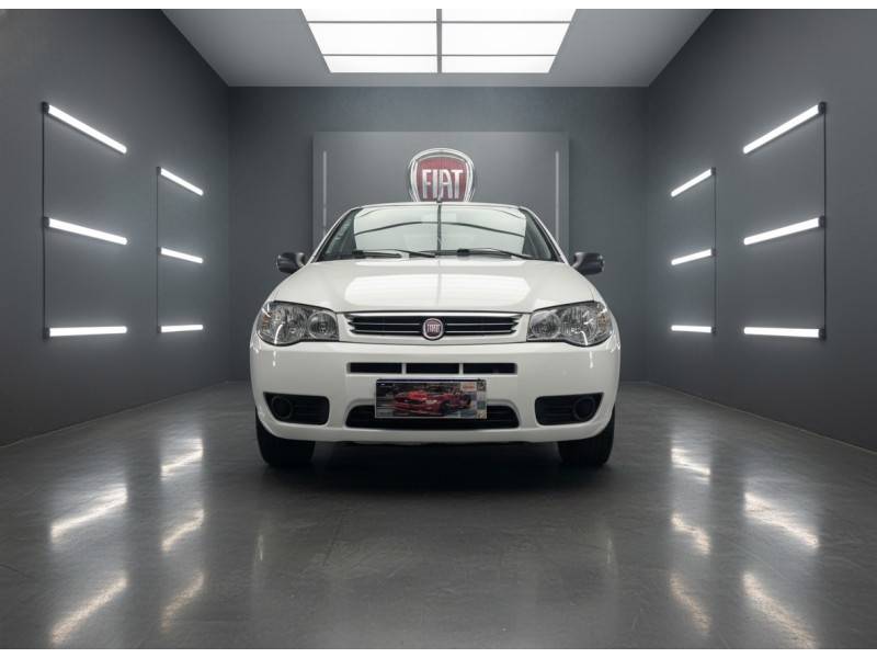 FIAT - PALIO - 2014/2015 - Branca - R$ 25.900,00