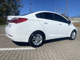 HYUNDAI - HB20S - 2013/2014 - Branca - R$ 54.900,00