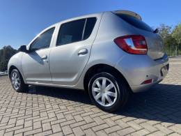 RENAULT - SANDERO - 2019/2020 - Prata - R$ 49.900,00
