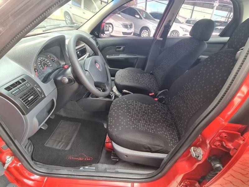 FIAT - SIENA - 2012/2012 - Vermelha - R$ 28.900,00