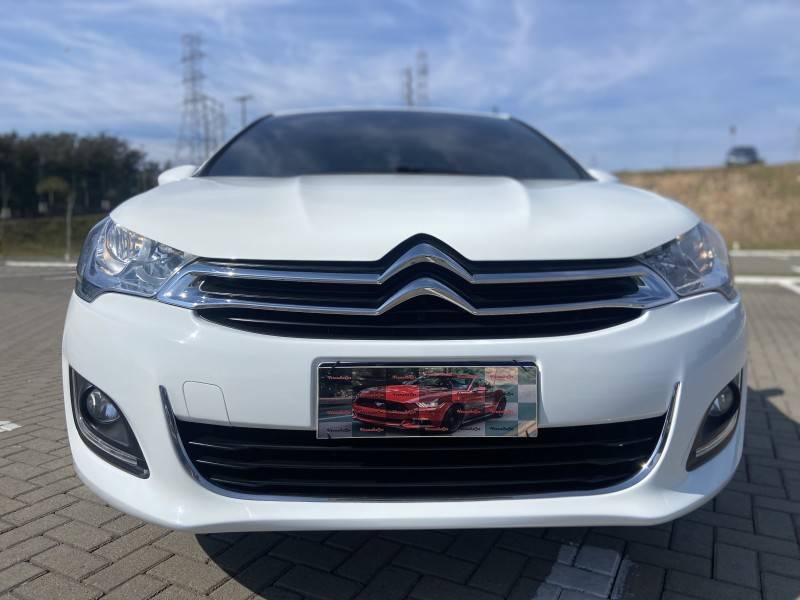 CITROËN - C4 LOUNGE - 2016/2017 - Branca - R$ 62.900,00