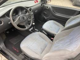 CHEVROLET - CELTA - 2003/2004 - Preta - R$ 13.900,00