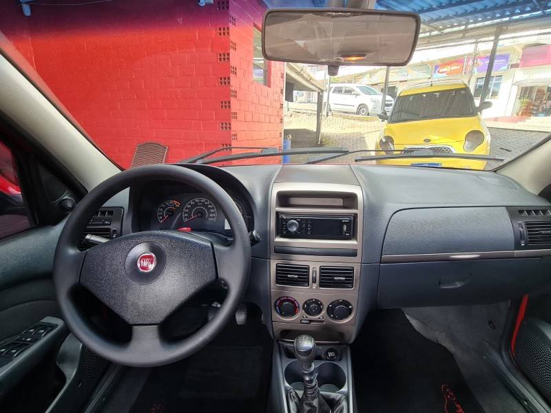 FIAT - SIENA - 2012/2012 - Vermelha - R$ 28.900,00