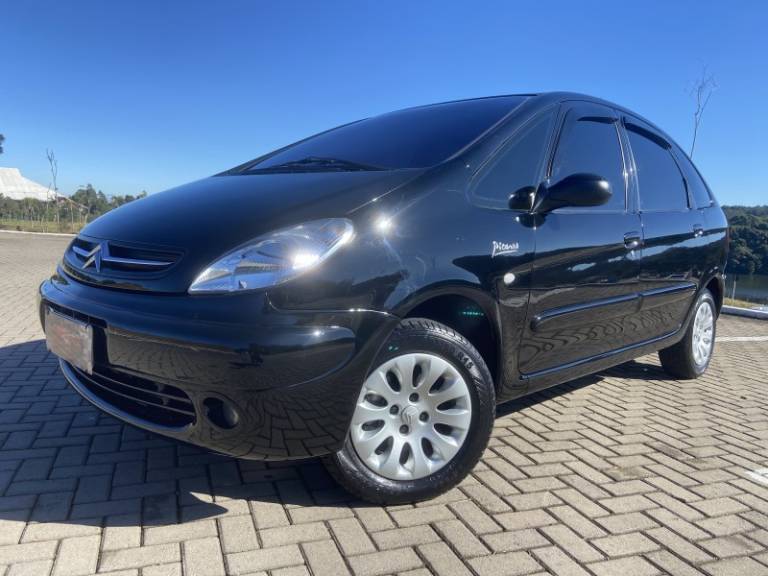 CITROËN - XSARA PICASSO - 2004/2004 - Preta - R$ 17.900,00