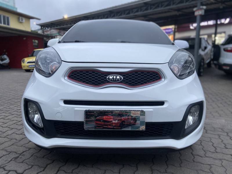 KIA MOTORS - PICANTO - 2014/2015 - Branca - R$ 45.900,00