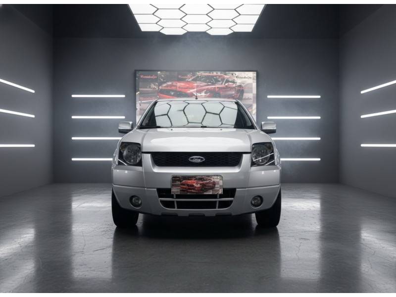 FORD - ECOSPORT - 2005/2006 - Prata - R$ 30.900,00