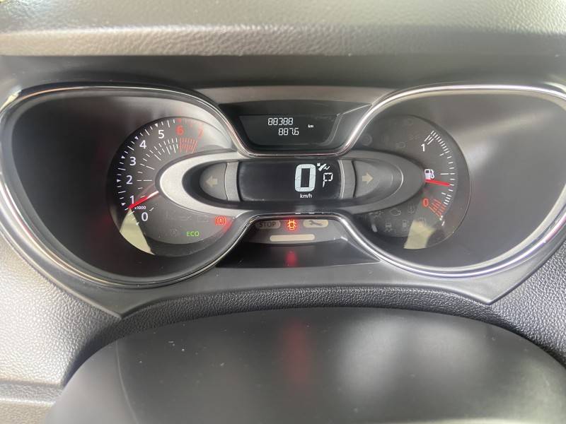 RENAULT - CAPTUR - 2019/2020 - Prata - R$ 77.900,00