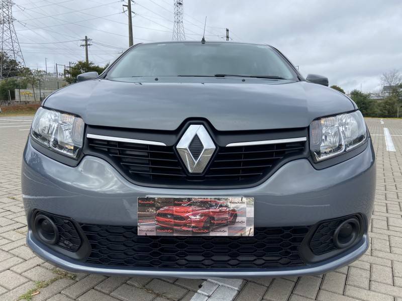 RENAULT - SANDERO - 2015/2015 - Cinza - R$ 36.900,00