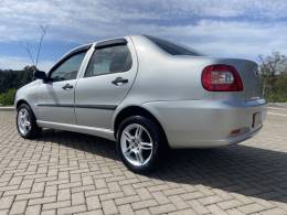 FIAT - SIENA - 2006/2007 - Prata - R$ 25.900,00