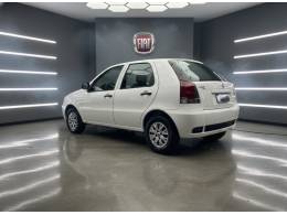 FIAT - PALIO - 2014/2015 - Branca - R$ 25.900,00