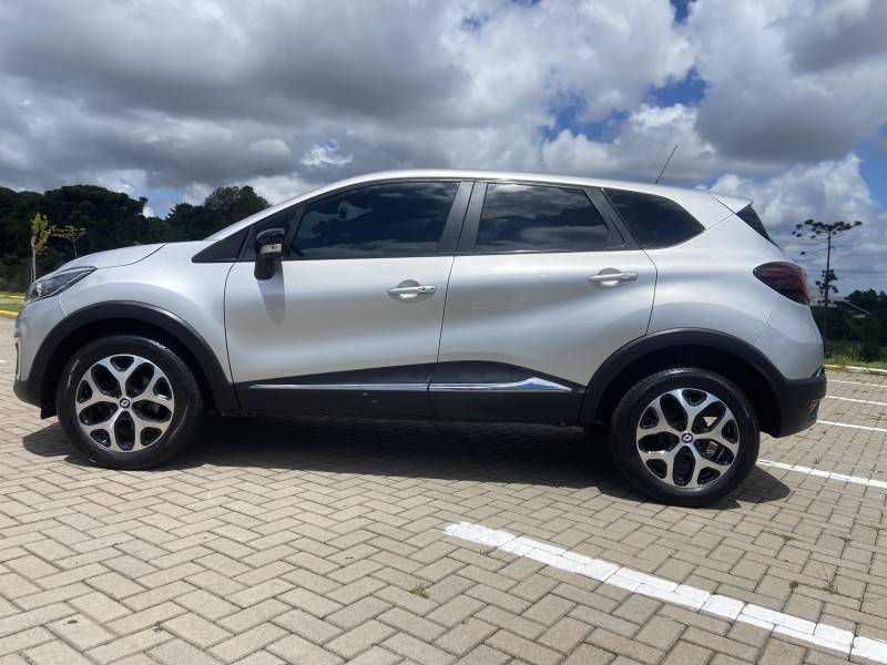 RENAULT - CAPTUR - 2019/2021 - Prata - R$ 69.900,00