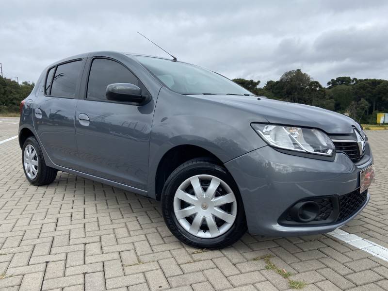RENAULT - SANDERO - 2015/2015 - Cinza - R$ 36.900,00