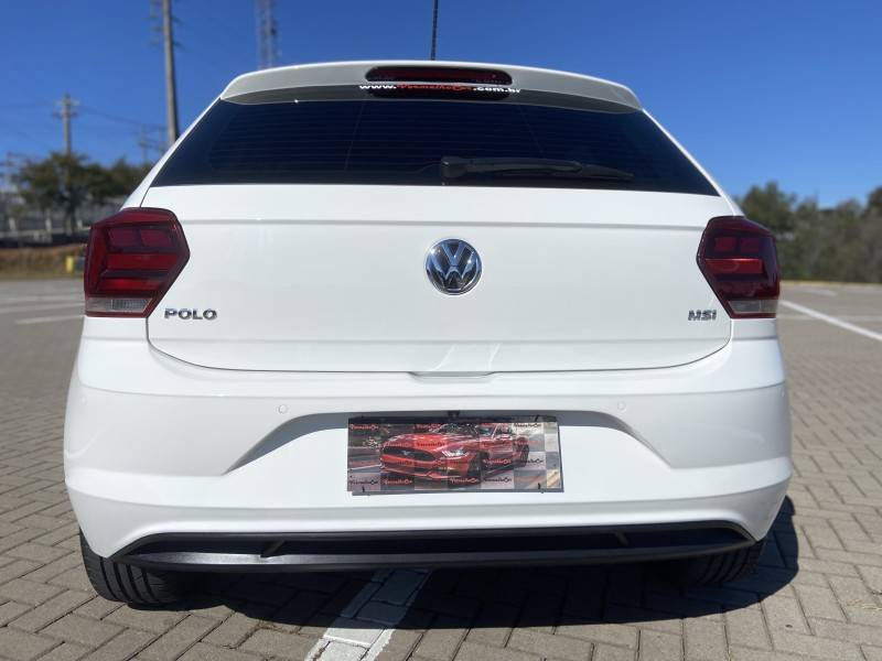 VOLKSWAGEN - POLO - 2018/2018 - Branca - R$ 65.900,00