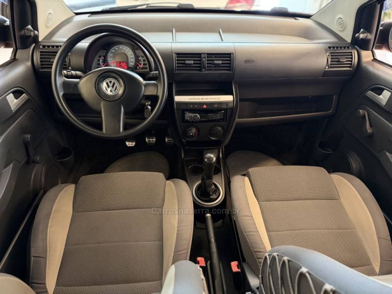 VOLKSWAGEN - CROSSFOX - 2009/2009 - Vermelha - R$ 35.900,00