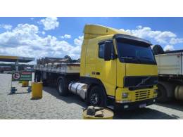 VOLVO - FH-12 - 2002/2002 - Amarela - R$ 249.900,00