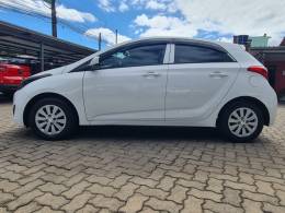 HYUNDAI - HB20 - 2015/2015 - Branca - R$ 44.900,00
