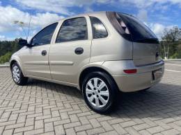 CHEVROLET - CORSA - 2011/2012 - Bege - R$ 26.900,00