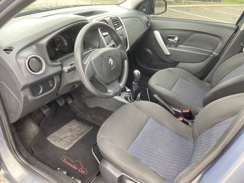 RENAULT - SANDERO - 2015/2015 - Cinza - R$ 36.900,00
