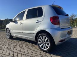 VOLKSWAGEN - FOX - 2010/2010 - Prata - R$ 28.900,00