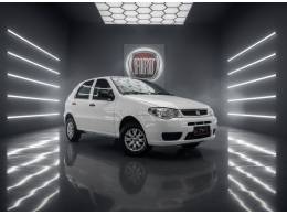 FIAT - PALIO - 2014/2015 - Branca - R$ 25.900,00