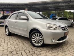 TOYOTA - ETIOS - 2012/2014 - Prata - R$ 37.900,00