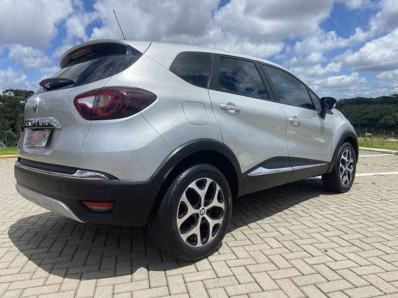 RENAULT - CAPTUR - 2019/2021 - Prata - R$ 69.900,00