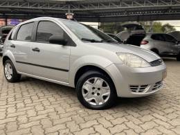 FORD - FIESTA - 2004/2004 - Prata - R$ 22.900,00