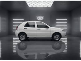 FIAT - PALIO - 2014/2015 - Branca - R$ 25.900,00