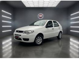 FIAT - PALIO - 2014/2015 - Branca - R$ 25.900,00