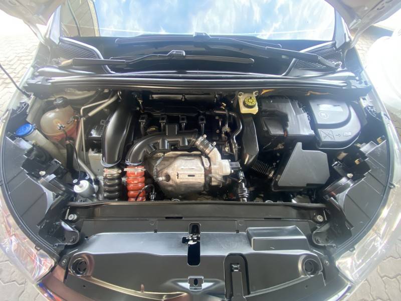CITROËN - C4 LOUNGE - 2016/2017 - Branca - R$ 62.900,00