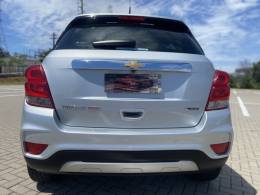 CHEVROLET - TRACKER - 2017/2018 - Prata - R$ 86.900,00