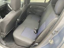 RENAULT - SANDERO - 2015/2015 - Cinza - R$ 36.900,00