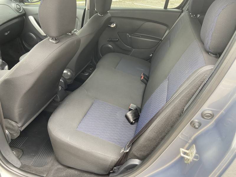 RENAULT - SANDERO - 2015/2015 - Cinza - R$ 36.900,00
