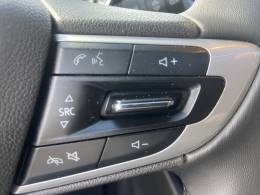 CHEVROLET - TRACKER - 2021/2021 - Branca - R$ 105.900,00