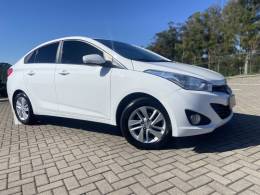HYUNDAI - HB20S - 2013/2014 - Branca - R$ 54.900,00