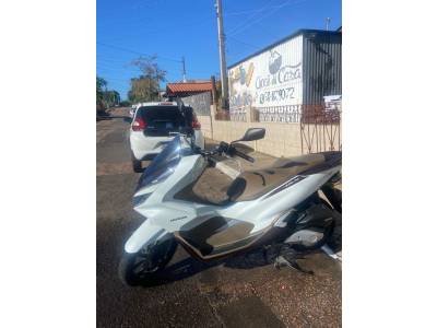 HONDA - PCX - 2021/2021 - Branca - R$ 16.900,00