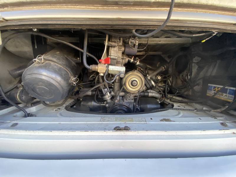 VOLKSWAGEN - KOMBI - 2004/2005 - Branca - R$ 27.900,00