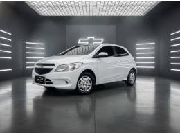 CHEVROLET - ONIX - 2014/2014 - Branca - R$ 36.900,00