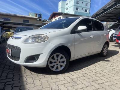 FIAT - PALIO - 2013/2013 - Branca - R$ 29.900,00