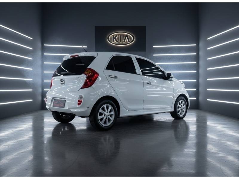 KIA MOTORS - PICANTO - 2014/2015 - Branca - R$ 45.900,00