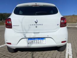 RENAULT - SANDERO - 2017/2018 - Branca - R$ 45.900,00