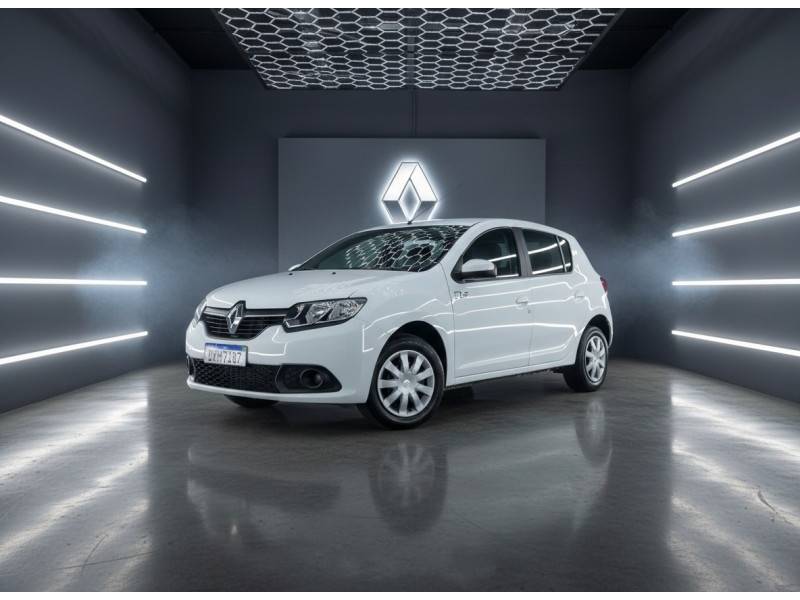 RENAULT - SANDERO - 2017/2018 - Branca - R$ 45.900,00