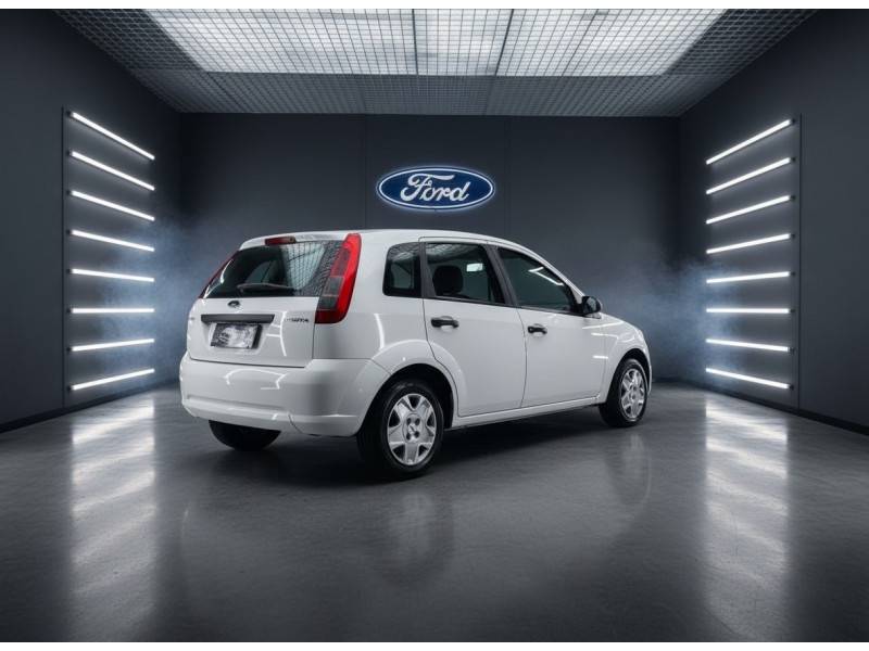 FORD - FIESTA - 2014/2014 - Branca - R$ 31.900,00