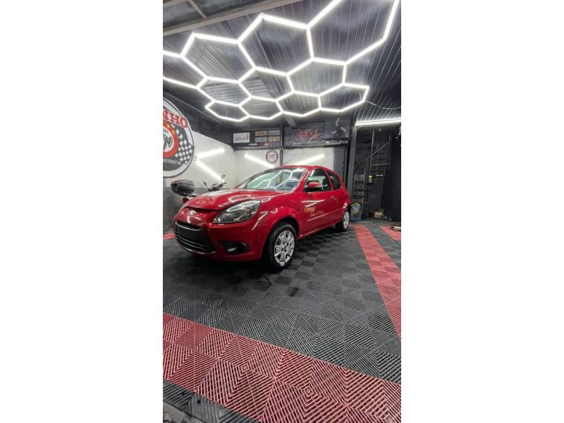 FORD - KA - 2012/2013 - Vermelha - R$ 29.900,00