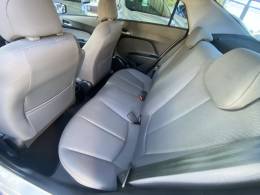 HYUNDAI - HB20S - 2013/2014 - Branca - R$ 54.900,00