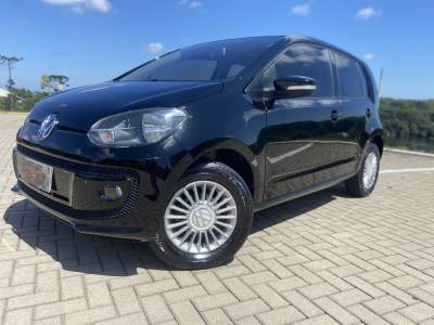 VOLKSWAGEN - UP - 2016/2016 - Preta - R$ 40.900,00