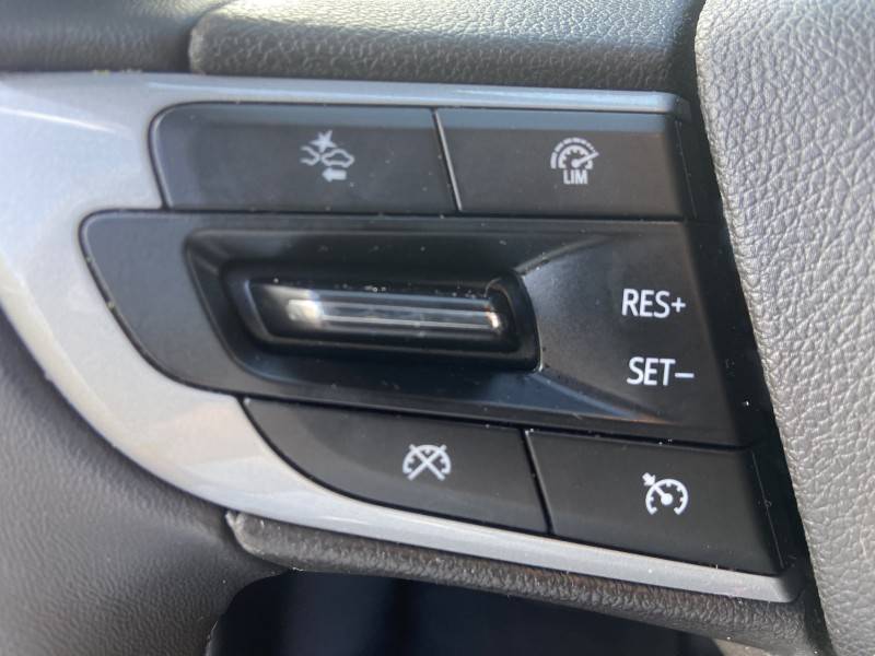CHEVROLET - TRACKER - 2021/2021 - Branca - R$ 105.900,00